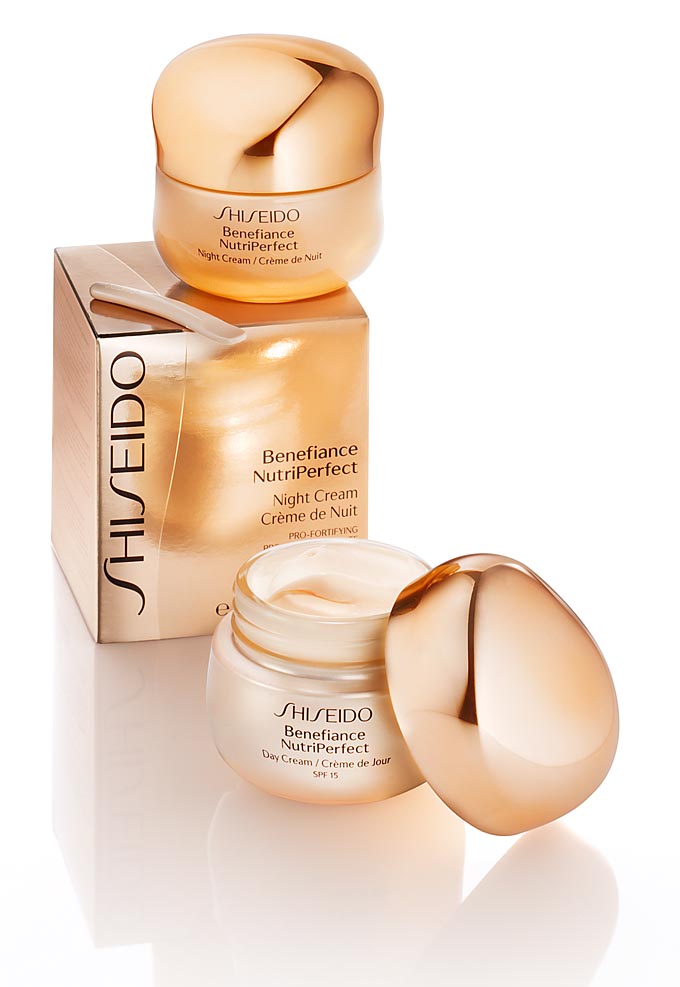 Shiseido Benefiance NutriPerfect Aufnahme von Kosmetikprodukten im Werbestudio