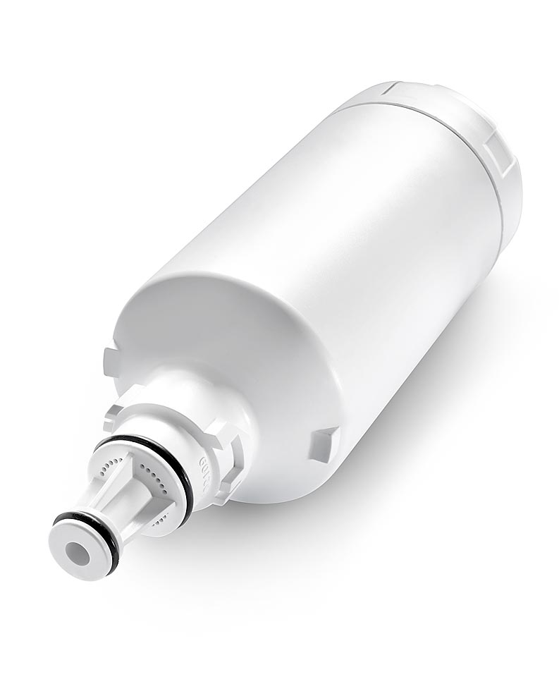 Wasserfilter Produktaufnahme eines Wasserfilters auf weißem Untergrund